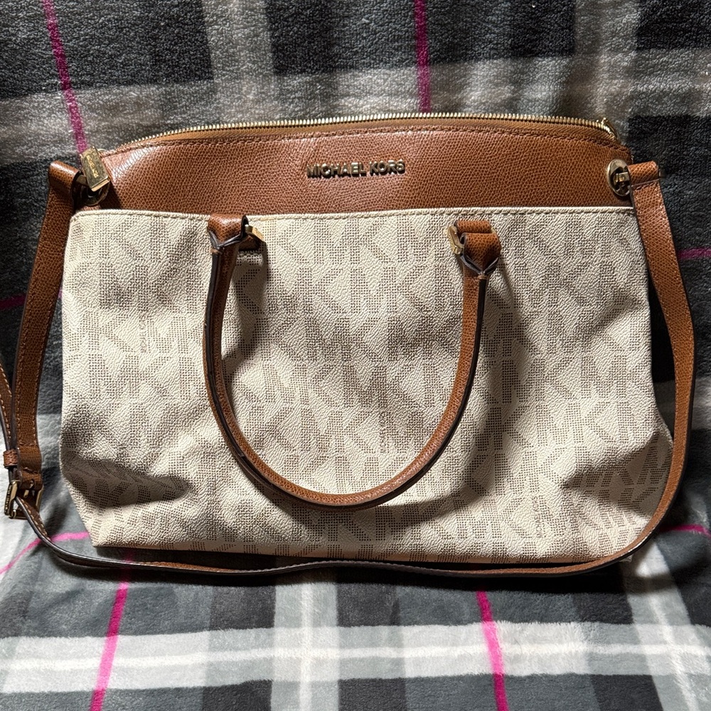Michael Kors Cream and Brown Logo Shoulder Bag